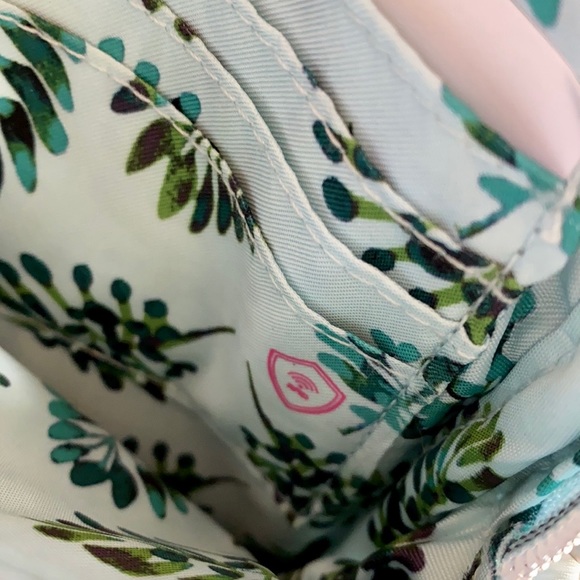 Vera Bradley Performance Twill Convertible Crossbody - Picture 7 of 10